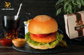 [🆕🇻🇳] Hệ Thống Bánh Mì Lâm Vũ 🍔 Top1Food 🍜 MỐI TÌNH HAMBURGER: Chàng Vỏ và Nàng NhânAnh:
Mũm mĩm căng đầy
Vỏ vàng hết sẩy
Mềm, xốp ngất ngâyEm:
Nằm trọn trong anh
Hòa sốt sóng sánh
Tuyệt tác ngo , shares-0✔️ , likes-14❤️️ , date-2024-04-19 06:47:07🇻🇳🇻🇳🇻🇳📰🆕