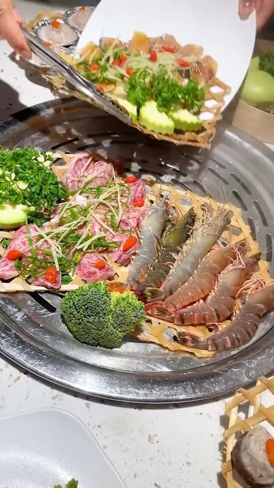 [🆕🇻🇳] Long Wang – Lẩu Hấp Thủy Nhiệt Hồng Kông 🍔 Top1Food 🍜 ĐỊA ĐIỂM ĂN UỐNG HOT NHẤT ROYAL GỌI TÊN LẨU HẤP LONG WANG
MIỄN PHÍ 1000 XỬNG DIMSUM, ĐỂ LẠI (.) NHẬN NGAY ƯU ĐÃI

Tin vui cho tín đồ ẩm thực quận Thanh Xuâ , shares-3✔️ , likes-12❤️️ , date-2024-05-29 03:16:43🇻🇳🇻🇳🇻🇳📰🆕