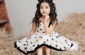 [🆕🇻🇳] Jade Crystal – Life Style – 𝐓𝐇𝐄 𝐒𝐄𝐂𝐑𝐄𝐓 𝐓𝐎 𝐀𝐌𝐀𝐙𝐈𝐍𝐆 𝐊𝐈𝐃𝐒 😎❤️️⭐️ 𝐋𝐄𝐏𝐈 𝐃𝐑𝐄𝐒𝐒 𝐛𝐲 𝐉𝐚𝐝𝐞 𝐂𝐫𝐲𝐬𝐭𝐚𝐥Từ những niềm rung cảm đầy thu hút khi chạm vào tà vải. Chiếc váy 𝑳𝒆𝒑𝒊 là sự kết hợp của cảm xúc và chất liệu Lụa ngọc trai cao , shares-1✔️ , likes-4❤️️ , date-2024-04-17 07:08:55🇻🇳🇻🇳🇻🇳📰🆕