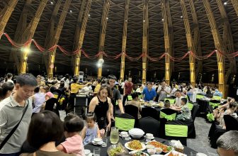 [🆕🇻🇳] QK Complex – Nhà hàng – Event – Bar Cafe – Spa 🍔 Top1Food  🍜 Dưới cái nắng hè chói chang, nhà hàng của chúng tôi như một điểm đến lý tưởng. Chào mừng bạn bước chân vào một thế giới khác biệt, nơi không khí oi bức của , shares-2✔️ , likes-30❤️️ , date-2024-04-30 12:13:20🇻🇳🇻🇳🇻🇳📰🆕