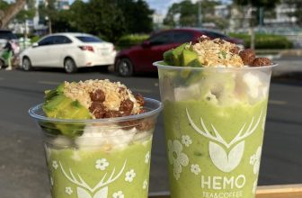 [☕️🇻🇳] Hemo Coffee – Bến Tre 🥤 Top1Coffee ☕️ Mới lãnh lương mà uống nước lọc là mắc ói liền luôn á. Phải rủ bạn bè đi Hemo dứt 1 ly “Kem Bơ Dừa” mới đã cái nư
—————————
𝐇 , shares-0✔️ , likes-28❤️️ , date-2024-05-09 09:48:26🇻🇳🇻🇳🇻🇳📰🆕