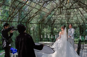 [🆕🇻🇳] Aura Studio – Wedding Service 👕 Top1Fashion 👗  𝗕𝗘𝗛𝗜𝗡𝗗 𝗧𝗛𝗘 𝗦𝗖𝗘𝗡𝗘𝗦 𝘅 𝗔𝗨𝗥𝗔 𝗦𝗧𝗨𝗗𝗜𝗢
– Những thước ảnh hậu trường chân thực từ ekip Aura sẽ giúp Dâu Rể hình dung rõ hơn về công việc phía sau của đội ngũ Aura  , shares-1✔️ , likes-70❤️️ , date-2024-04-24 09:20:54🇻🇳🇻🇳🇻🇳📰🆕