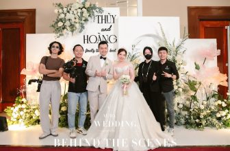 [🆕🇻🇳] Aura Studio – Wedding Service 👕 Top1Fashion 👗  Dày đặt lịch làm việc các #TeamAuraStudio mỗi ngày từ đây đến cuối năm liên tục không ngừng nghỉ.-Hậu trường gói chụp phim trường siu dễ thương của cặp đ , shares-2✔️ , likes-75❤️️ , date-2024-04-26 13:15:04🇻🇳🇻🇳🇻🇳📰🆕