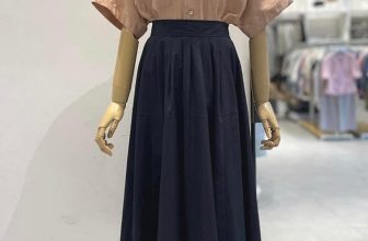 [🆕🇻🇳] LUCE SHOP VNXK 👕 Top1Fashion 👗  NEW ARRIVAL 2024Chân váy midi xinh quá các chị ơi. Kiểu dáng xếp ly chất liệu cotton giấy mềm mại, nữ tính, mang lại sự thoải mái cho người mặc. Chân v , shares-0✔️ , likes-2❤️️ , date-2024-05-08 02:56:57🇻🇳🇻🇳🇻🇳📰🆕