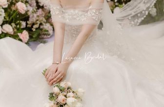 [🆕🇻🇳] Lasami Bridal – Váy cưới Hà Nội 🤵🏻 Top1Wedding 👰🏻  Hạnh phúc thường được định nghĩa là một thứ gì đó quá cao quý. Nhưng đối với em, hạnh phúc chỉ là khi em tìm được chiếc váy cưới hợp với mình, và đi bên an , shares-0✔️ , likes-2❤️️ , date-2024-05-07 12:16:13🇻🇳🇻🇳🇻🇳📰🆕