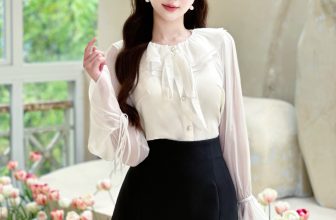 [🆕🇻🇳] Daphneé  – Towards elegance, tenderness, femininity but still posssesing high application 👕 Top1Fashion 👗  𝐓𝐚𝐲𝐥𝐨𝐫 𝐓𝐨𝐩 – 𝐋𝐚 𝐝𝐨𝐮𝐜𝐞𝐮𝐫 𝐝’𝐮𝐧𝐞 𝐟𝐢𝐥𝐥𝐞
Taylor top với tone màu trắng mang đến sự trong trẻo, dịu dàng trong mùa ươm nắng. Daphneé tin rằng Taylor top sẽ chiều , shares-0✔️ , likes-4❤️️ , date-2024-05-09 03:30:41🇻🇳🇻🇳🇻🇳📰🆕