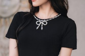 [🆕🇻🇳] CEVONNI 👕 Top1Fashion 👗  𝐍𝐄𝐖! 𝐂𝐡𝐥𝐨𝐞 𝐓𝐨𝐩 & 𝐁𝐞𝐥𝐥𝐚 𝐒𝐤𝐢𝐫𝐭Set đồ tối giản với gam màu đen trắng tương phản nhưng vô cùng cuốn hút cho các quý cô diện vào ngày Hạ đây rồi: Áo thun tay  , shares-3✔️ , likes-131❤️️ , date-2024-05-03 01:00:12🇻🇳🇻🇳🇻🇳📰🆕