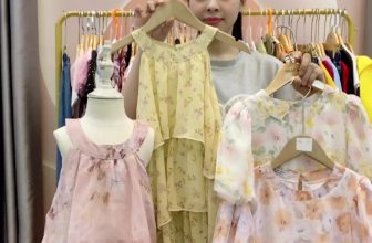 [🆕🇻🇳] Nhật Hà Kids – Thời trang thiết kế cho bé yêu! 🧑‍🧒❤️️👶⭐️ Nhật Hà mới về toàn mẫu váy hoa xinh sale #139k thôi ạ
Đủ size 14 – 45kg, freeship đơn 2 chiếc
Chất lụa hàn châu siêu mịn mát ạ
, shares-0✔️ , likes-131❤️️ , date-2024-06-10 02:32:01🇻🇳🇻🇳🇻🇳📰🆕