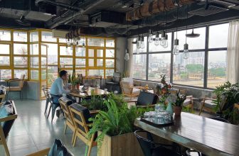 [☕️🇻🇳] Sam Rooftop Coffee – Nguyễn Trãi 🥤 Top1Coffee ☕️ Cậu đã ngồi điều hòa ở SAM Coffee chưa?Vẻ thực với cái chói chang của thời tiết tháng 5. Làm lòng người cũng trở nên rạo rực v , shares-0✔️ , likes-7❤️️ , date-2024-05-08 12:40:36🇻🇳🇻🇳🇻🇳📰🆕