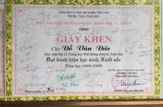 [🆕🇻🇳] Thầy Đỗ Văn Đức – Ôn luyện 10, 11, 12 môn Toán 📚 Top1Learn 📕 Kỉ vật quý giá nhất 3 năm cấp 3 của em
Đây là của thầy
, shares-5✔️ , likes-47K❤️️ , date-2024-06-03 05:19:38🇻🇳🇻🇳🇻🇳📰🆕