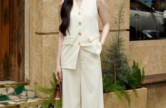 [🆕🇻🇳] 2Fleurs – You can have anything you want if you dress for it 👕 Top1Fashion 👗  “𝐋𝐞𝐢𝐥𝐚 𝐬𝐞𝐭 – khi sự tối giản lên ngôi”Chất liệu cao cấp được chọn lọc kỹ lưỡng, kết hợp cùng tông màu kem đặc trưng của nhà 2Fleurs, đã tạo nên 1 sự kết , shares-0✔️ , likes-11❤️️ , date-2024-05-27 16:12:48🇻🇳🇻🇳🇻🇳📰🆕