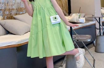 [🆕🇻🇳]  HPT KIDS STORE – Quần Áo trẻ em tận xưởng..Chuyên Sỉ lẽ Số lượng 😎❤️️⭐️  Đầm chất kate 3 tầng lệch tạo điểm nhấn điệu đà cho bé đi học hay đi chơi mát mẻ và thấm hút mồ hôi cho bé
Size 2-8(10-28kg)ri4(2/4/6/8)
Chất kate cotto , shares-0✔️ , likes-1❤️️ , date-2024-05-13 11:38:17🇻🇳🇻🇳🇻🇳📰🆕