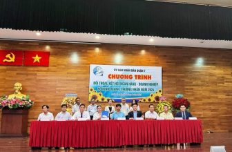 [🆕🇻🇳] Eximbank Vietnam ♥️️📚  EXIMBANK NAM SÀI GÒN đồng hành với chương trình “Đối thoại kết nối ngân hàng – Doanh nghiệp, hộ kinh doanh, thương nhân năm 2024”Nhằm nắm bắt kịp thời, t , shares-0✔️ , likes-37❤️️ , date-2024-05-23 01:28:41🇻🇳🇻🇳🇻🇳📰🆕