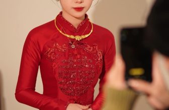[🆕🇻🇳] Lasami Bridal – Váy cưới Hà Nội 🤵🏻 Top1Wedding 👰🏻  Áo dài ăn hỏi xinh cho các nàng dâu ạ
Đến với lasami để trọn cho mình mẫu áo dài ưng ý và phù hợp với mình nhé các nàng
ĐC : Tầng 4 – 220 Khâm Thiên – Đố , shares-0✔️ , likes-3❤️️ , date-2024-05-17 04:12:16🇻🇳🇻🇳🇻🇳📰🆕