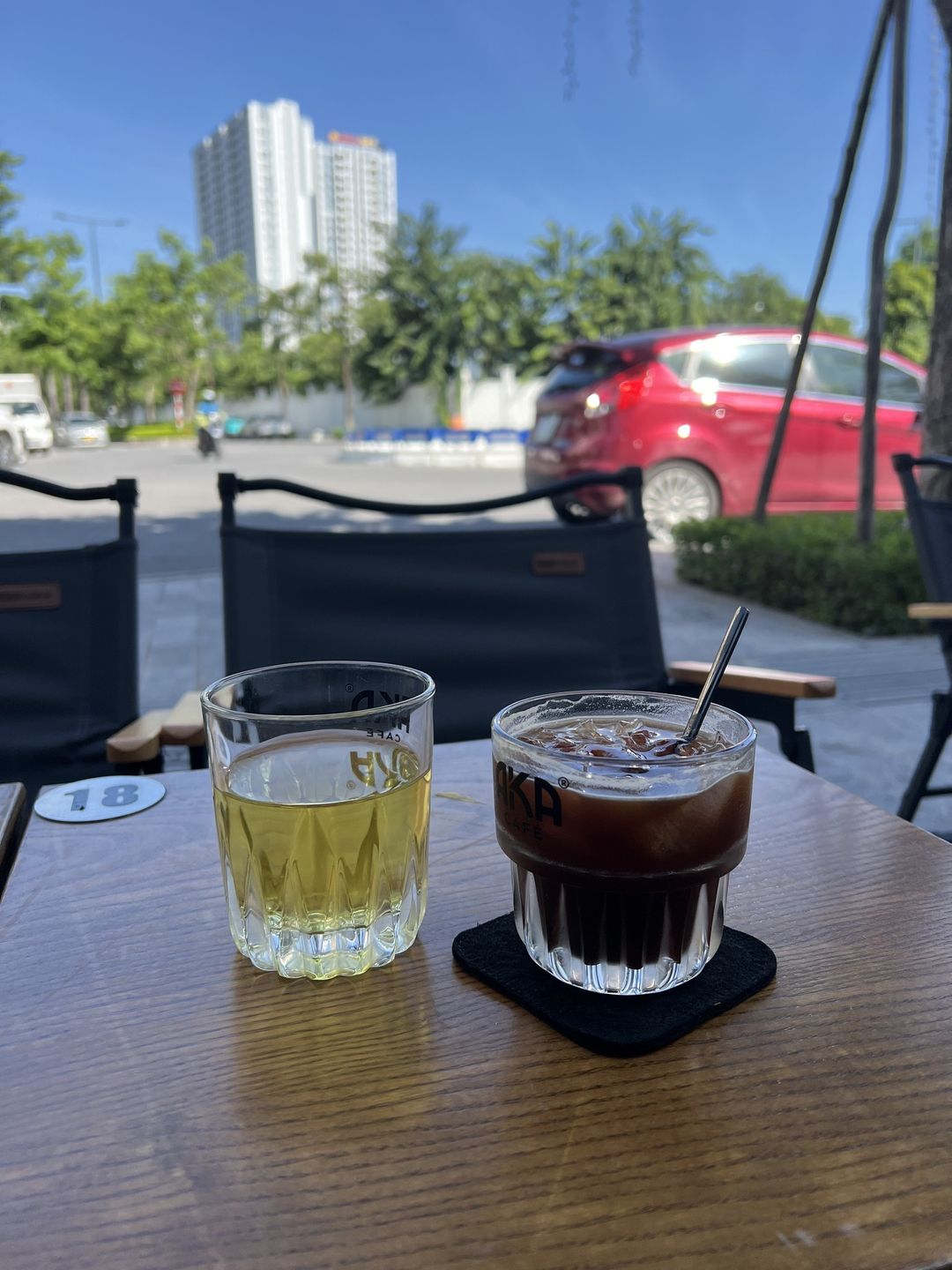 [🆕🇻🇳] Mê Đọc Sách – Trang sách mở ra, trời xa xích lại  📚 Top1Book 📖 TẦM NHÌN

Cậu trai dừng đèn đỏ ngay ngã tư Tây Sơn với Thái Thịnh. Cô bạn gái phía sau gắt gỏng:”Sao dừng lại làm gì vượt đi”. Cậu trai chẳng mấy trần trừ  , shares-1✔️ , likes-9❤️️ , date-2024-06-05 02:03:20🇻🇳🇻🇳🇻🇳📰🆕📚