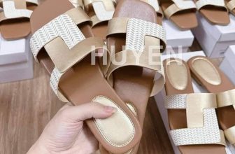 [🆕🇻🇳] Shop mẹ bé Hồng Ánh authenic 😎❤️️⭐️ Hàng về siêu nét lên kệ sale
Dép bệt hot quá lại đc salee thêm nấc
Đúng kiểu dép loẹt quẹt em cần, xinh quá các chi xúc ngay mix váy vóc đi biển sang xi , shares-0✔️ , likes-11❤️️ , date-2024-06-10 01:40:40🇻🇳🇻🇳🇻🇳📰🆕