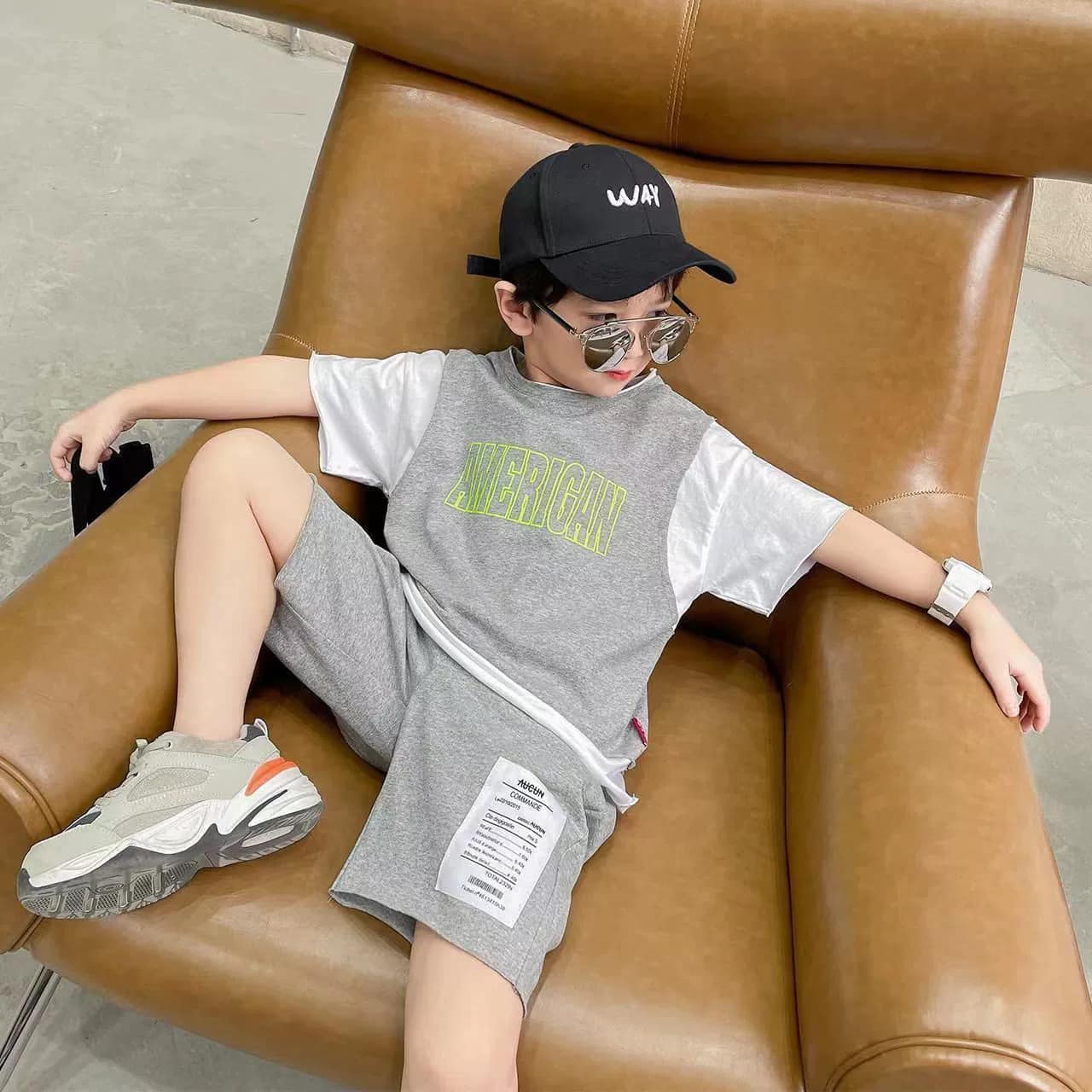 Sẵn sét bé trai sz 150
#580k sale #420k
#Hàng HongKong bao chuẩn từ from đến chất
#Newcollection
…………………………
VoiVoi Kids - Thời trang trẻ em độc đ