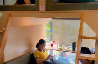 [☕️🇻🇳] Coffee Red 🥤 Top1Coffee ☕️ Cà phê #GIƯỜNG_NGỦ giữa trung tâm TP THỦ ĐỨC_ con đường sầm uất ĐỖ XUÂN HỢP
Bạn có thể #THỨC hoặc #NGỦ mà không lo mất phí.
Là  , shares-3✔️ , likes-46❤️️ , date-2024-06-10 13:10:07🇻🇳🇻🇳🇻🇳📰🆕