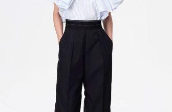 [🆕🇻🇳] Alicia Clothes – Thời trang xuất khẩu 👕 Top1Fashion 👗   𝘾𝙤𝙡𝙡𝙖𝙧 𝙧𝙤𝙨𝙚 𝙨𝙩𝙧𝙞𝙥𝙚𝙙 𝙨𝙝𝙞𝙧𝙩
​Một chiếc áo có thiết kế ấn tượng vừa bèo vừa hoa nhưng mặc lên lại tạo 1 cảm giác mạnh mẽ, cá tính. Thiết kế sọc trắng xanh d , shares-0✔️ , likes-0❤️️ , date-2024-05-14 09:31:36🇻🇳🇻🇳🇻🇳📰🆕