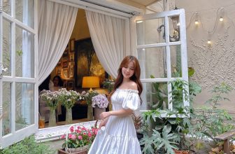 [🆕🇻🇳] IVY moda – Chuỗi thương hiệu thời trang công sở 👕 Top1Fashion 👗  [FEEDBACK] #CHẤT #LIỆU #TENCEL
HÓA NÀNG THƠ DỊU DÀNG VÀ BAY BỔNG TRONG THIẾT KẾ ĐẦM TRỄ VAIXuất hiện đầy nữ tính và nhẹ nhàng , shares-3✔️ , likes-38❤️️ , date-2024-05-25 01:50:45🇻🇳🇻🇳🇻🇳📰🆕