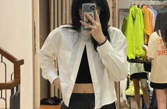 [🆕🇻🇳] The Gate – VNXK 👕 Top1Fashion 👗   Áo sơ mi croptop trắng vải Hàn cực đẹp cho các chị, bị thay cúc chính nhưng ko ảnh hưởng đến chất lượng ạ
Giá cực xinh chỉ #18Ok
Size : 55-66-77Hàn , shares-0✔️ , likes-7❤️️ , date-2024-05-29 04:41:04🇻🇳🇻🇳🇻🇳📰🆕