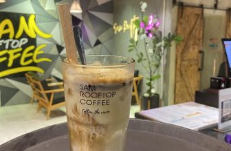 [☕️🇻🇳] Sam Rooftop Coffee – Nguyễn Trãi 🥤 Top1Coffee ☕️ “Bạc xỉu cho kẻ si tình”Hôm nay nhà SAM mưa, chỗ cậu có mưa không ạ.
Cậu đừng để bị dính mưa nha, vì người thương lo lắm.– , shares-0✔️ , likes-6❤️️ , date-2024-05-19 12:31:46🇻🇳🇻🇳🇻🇳📰🆕