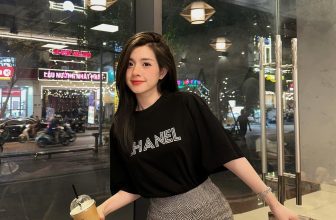 [🆕🇻🇳] Anna Do – CHUYÊN BỘ TT CAO CẤP 👕 Top1Fashion 👗  Set ch.a.nel qc cc nha mấy bà uii, m ua 1 được 2 luôn nè. Chất đẹp đỉnhhh, áo có đệm vai
Đủ sz SM
, shares-0✔️ , likes-0❤️️ , date-2024-05-27 08:49:25🇻🇳🇻🇳🇻🇳📰🆕