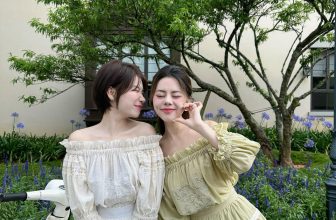 [🆕🇻🇳] LINN Design – “I want people to see the dress. but focus on the women” 👕 Top1Fashion 👗  Tính sản xuất rồi mới đăng bán nhưng xinh quá em Linn phải đăng luôn cho các chị mình ngắm
Xinh lắm cơ 2 màu yêu xỉu
Chất thô đũi mềm mát mặc mê lắm các  , shares-4✔️ , likes-56❤️️ , date-2024-05-20 02:54:54🇻🇳🇻🇳🇻🇳📰🆕