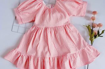 [🆕🇻🇳] Annie’s house – Thế giới váy của các thiên thần nhỏ 😎❤️️⭐️  Đầm xốp gấm tay phồng cho bé iu đi chơi đi tiệc đều hợp lý mom nà.
Có #giáưuđãi nên mom nhanh tay nha .  #anniehousekids #dambegaithietke #thoitrangtree , shares-0✔️ , likes-1❤️️ , date-2024-05-28 09:12:29🇻🇳🇻🇳🇻🇳📰🆕