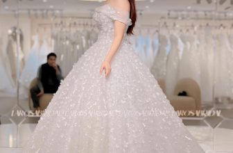 [🆕🇻🇳] La Rosa Bridal – Makeup – wedding dress and more ..! 🤵🏻 Top1Wedding 👰🏻  Những mẫu váy best seller nhà #La 🩶 #váycưới #bst #váycướithiếtkế #cướiđẹp
#LaRosaBridal #áodàiănhỏi #aodaicuoi #weddingdress #bride #muacuoi
——————————— , shares-0✔️ , likes-14❤️️ , date-2024-05-24 04:19:47🇻🇳🇻🇳🇻🇳📰🆕