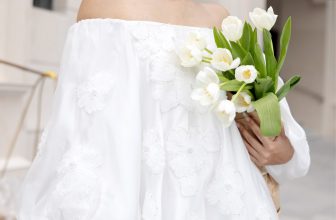 [🆕🇻🇳] 21Six – ME & MY STYLE 👕 Top1Fashion 👗  𝐀𝐢𝐦𝐞𝐞 𝐬𝐡𝐢𝐧𝐲 𝐬𝐢𝐥𝐤 𝟑𝐃 𝐟𝐥𝐨𝐫𝐚𝐥 𝐝𝐫𝐞𝐬𝐬 | Thêm ngọt ngào, quyến rũ với thiết kế váy tơ óng đính hoa trễ vai lãng mạnTrên nền chất liệu tơ óng ả, mềm mại với gam , shares-2✔️ , likes-12❤️️ , date-2024-05-20 10:13:15🇻🇳🇻🇳🇻🇳📰🆕