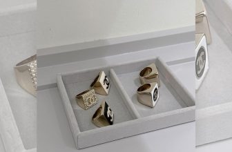 [🆕🇻🇳] 𝗛𝗮𝗽𝗽𝘆 𝗛𝗮𝗵𝗮𝗵𝗮 𝗦𝘁𝘂𝗱𝗶𝗼 (Hàng nhập cao cấp) 👕 Top1Fashion 👗  Điểm tô vẻ ngoài cá tính, cuốn hút hơn bao giờ hết. Mẫu nhẫn vuông hứa hẹn cùng nàng đem đến vẻ ngoài trở nên sành điệu, thời trang.
_______
𝗛𝗔𝗣𝗣𝗬 𝗛𝗔𝗛𝗔𝗛 , shares-0✔️ , likes-5❤️️ , date-2024-05-26 07:55:28🇻🇳🇻🇳🇻🇳📰🆕