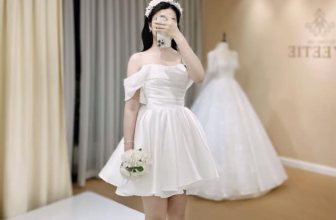 [🆕🇻🇳] Xưởng Váy Sweetie 🤵🏻 Top1Wedding 👰🏻  Nữ tính nhưng vẫn cá tính khi phối thêm áo choàng voan Sweetie  Vừa có thể nhảy First Dance vừa có thể chụp ảnh cùng bạn bè siêu trẻ trung năng động
_____ , shares-1✔️ , likes-20❤️️ , date-2024-05-31 06:46:58🇻🇳🇻🇳🇻🇳📰🆕