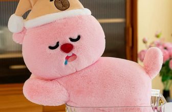 [🧸️🇻🇳] Vương Quốc Gấu Bông – Shop chuyên quà tặng gấu bông cao cấp 🎈Top1Toys🧸️  #Sài gòn thời tiết này ôm một em gấu bông bao ấm
Mí nay trời mưa không khí mát mẻ hẳn ra, về nhà ôm liền bé gấu bông ấm áp là hết sảy ngủ bao êm
Mời cả nhà , shares-0✔️ , likes-1❤️️ , date-2024-05-18 16:42:26🇻🇳🇻🇳🇻🇳📰🆕