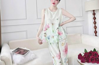 [🆕🇻🇳] Xưởng Sỉ Đồ Bộ Xinh – Nyn – Xưởng may trực tiếp sản xuất thời trang nữ 👕 Top1Fashion 👗  SIÊU PHẨM LỤA HÈ 2024
Lụa Tơ tằm cao cấp: Mềm mại, thoáng mát, và bền bỉ, mang lại cảm giác sang trọng.
Cam kết chất lượng: Màu sắc chuẩn y hình, đường m , shares-0✔️ , likes-5❤️️ , date-2024-05-28 04:34:30🇻🇳🇻🇳🇻🇳📰🆕