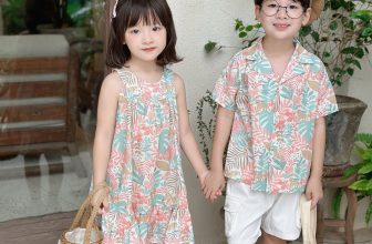 [🆕🇻🇳] KAKUMMI là thương hiệu VN hàng đầu thiết kế & sản xuất áo thời trang cho bé 😎❤️️⭐️  Lên đồ cho chuyến du lịch sắp tới thôi mẹ ơiiHai phiên bản mix – match cho bé trai, bé gái với họa tiết lạ mắt, màu sắc tươi mới mang đến sự nổi bật thu , shares-2✔️ , likes-7❤️️ , date-2024-06-05 08:00:32🇻🇳🇻🇳🇻🇳📰🆕