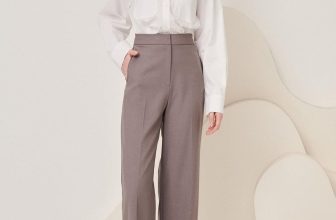 [🆕🇻🇳] LEMAO – VietNam factory outlet 👕 Top1Fashion 👗  Chiếc quần công sở siêu phẳng siêu tôn dáng cho c bị e đây ạ – ai đã mặc hãng quần này nhà e thì biết , mặc Auto lên Form chân gọn dài • mai e báo full 3 m , shares-0✔️ , likes-4❤️️ , date-2024-05-28 14:08:31🇻🇳🇻🇳🇻🇳📰🆕