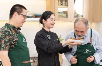 [🆕🇻🇳] Dh Foods – ❤ GIA VỊ TỰ NHIÊN – HÀNH TRÌNH ĐI KHẮP VIỆT NAM VÀ VƯƠN RA THẾ GIỚI ❤ 🍔 Top1Food 🍜  HEO BẢN ĐÔN MỘT NẮNG  ĐẶC SẢN TÂY NGUYÊNThịt Heo Một Nắng là đặc sản Đắk Lắk, với thớ thịt chắc và những vân mỡ giòn ngon, thấm đẫm hương vị núi rừng.  , shares-0✔️ , likes-17❤️️ , date-2024-05-27 05:00:19🇻🇳🇻🇳🇻🇳📰🆕