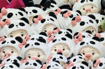 [🧸️🇻🇳] Vương Quốc Gấu Bông – Shop chuyên quà tặng gấu bông cao cấp 🎈Top1Toys🧸️  Quà Mùng  1/6
Tất bật chuẩn bị quà từ sáng tới giờ
Cho cty làm quà
, shares-1✔️ , likes-3❤️️ , date-2024-05-27 07:07:28🇻🇳🇻🇳🇻🇳📰🆕