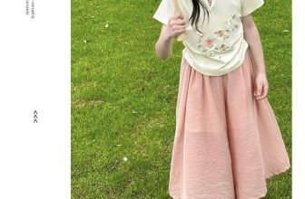 [🆕🇻🇳] Bánh Tiêu’s Closet – Chuyên order quần áo trẻ em,phụ kiện trẻ em và gia đình 😎❤️️⭐️ Quá ư là tiểu thư đài cát! Nhẹ nhàng chỉ 195k/bộ k vợt nhanh gọn lẹ là uổn lém.
Có size cho các bé iu từ 15-45kí.Hàng Quảng Châu về tay.
, shares-0✔️ , likes-4❤️️ , date-2024-06-06 06:55:46🇻🇳🇻🇳🇻🇳📰🆕