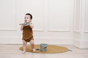 [🆕🇻🇳] THE OFFICIAL MACRO & MICRO BABIES CLOTHES 😎❤️️⭐️ 𝐃𝐀𝐍𝐈𝐒𝐇 𝐏𝐋𝐀𝐘𝐖𝐄𝐀𝐑 𝐒𝐄𝐓
𝐍𝐨𝐰 𝐚𝐯𝐚𝐢𝐥𝐚𝐛𝐥𝐞!!Nhắc tới nhà Cá Ngựa là nhắc tới set đồ Playwear huyền thoại này đây ạ. Với thiết kế vô cùng hữu dụng và thoải mái  , shares-1✔️ , likes-30❤️️ , date-2024-05-28 03:20:13🇻🇳🇻🇳🇻🇳📰🆕