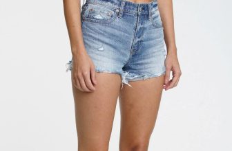 [🆕🇻🇳] ViS Store 👕 Top1Fashion 👗  Đ4ZE JEAN SHORT
Short jean x.ị.n x.ò, lai tua rua và wash rách nhẹ cá tính, trẻ trung. Chất jean đẹp, mềm mịn, mát và co giãn. Giá w.e.b 69 đ.ô luôn các c , shares-0✔️ , likes-2❤️️ , date-2024-06-04 01:53:35🇻🇳🇻🇳🇻🇳📰🆕