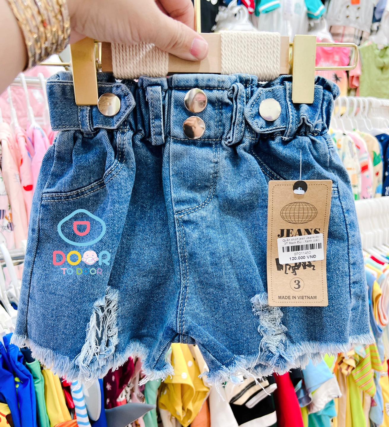 [🆕🇻🇳]  Door to door – Chuyên quần áo, giày dép và phụ kiện cho bé 😎❤️️⭐️  , shares-0✔️ , likes-2❤️️ , date-2024-06-05 02:39:37🇻🇳🇻🇳🇻🇳📰🆕