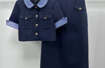 [🆕🇻🇳] FERYA – “Style is way to say who you are without having to speak” 👕 Top1Fashion 👗  𝐄𝐌𝐈𝐋𝐘 𝐒𝐄𝐓 – 𝐒𝐀𝐋𝐄 𝐔𝐏 𝐓𝐎 𝟓𝟎%Hiện đại và tinh tế, trẻ trung nhưng vẫn thanh lịch, Emily Set của FERYA với thiết kế áo croptop c ổ sen thời thượng, c hân váy , shares-13✔️ , likes-278❤️️ , date-2024-06-05 10:15:54🇻🇳🇻🇳🇻🇳📰🆕