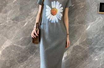 [🆕🇻🇳] Thời Trang Cao Cấp HXD 👕 Top1Fashion 👗  Thực sự em ý quá đẹp các chị ạ, đẹp hoàn hảo không tì vết. Lên form thực sự sang chảnh!
Váy này chị nào càng thấp thì càng nên mặc vì khi mặc lên giúp cá , shares-3✔️ , likes-248❤️️ , date-2024-06-09 06:22:08🇻🇳🇻🇳🇻🇳📰🆕