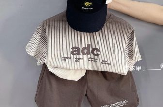 [🆕🇻🇳]  Shop mẹ Nam chuyên hàng thời trang trẻ em cao cấp 😎❤️️⭐️ Bộ cotton siêu xinh cho bé ạ
Nguyên giá 220k sale #140k
Mẹ nào ưng mẫu báo em ạ
, shares-0✔️ , likes-6❤️️ , date-2024-06-09 02:16:40🇻🇳🇻🇳🇻🇳📰🆕