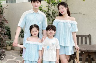 [🆕🇻🇳] KAKUMMI là thương hiệu VN hàng đầu thiết kế & sản xuất áo thời trang cho bé 😎❤️️⭐️ 𝑺𝒑𝒆𝒏𝒅 𝒔𝒖𝒎𝒎𝒆𝒓𝒕𝒊𝒎𝒆 𝒘𝒊𝒕𝒉 𝒚𝒐𝒖𝒓 𝒌𝒊𝒅𝒔
Gia đình mình rạng rỡ trong từng khoảnh khắcKỳ nghỉ hè đến rồi, còn gì tuyệt vời hơn khi con yêu được cùng ba mẹ diện đ , shares-2✔️ , likes-47❤️️ , date-2024-06-07 08:00:11🇻🇳🇻🇳🇻🇳📰🆕