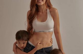 [🆕🇻🇳] Hoàng Uyên Yoga 🧘 Top1Yoga 🤸🏻‍♀️ “Uyên ơi, siêu mẫu Chúng Huyền Thanh tập theo e nè” chị đồng nghiệp nhắn Uyên kèm theo video siêu yêu và truyền động lực của siêu mẫu xinh đẹp.
Tập luyện  , shares-1✔️ , likes-306❤️️ , date-2024-06-05 05:00:00🇻🇳🇻🇳🇻🇳📰🆕