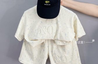 [🆕🇻🇳]  Shop mẹ Nam chuyên hàng thời trang trẻ em cao cấp 😎❤️️⭐️ Hàng về trả khách em còn dư ít thui ạ
Sale #140k
Mẹ nào ưng mẫu báo em ạ
, shares-0✔️ , likes-1❤️️ , date-2024-06-09 02:11:09🇻🇳🇻🇳🇻🇳📰🆕