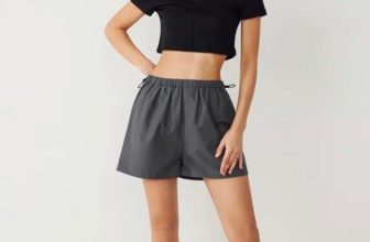 [🆕🇻🇳] ViS Store 👕 Top1Fashion 👗  W40.4U K0R3A SHORT
Quần short dù form A, thoải mái, trẻ trung và năng động, lưng thun co giãn có dây rút dễ mặc. Chất dù cotton pha thun co giãn nhẹ. Chất , shares-0✔️ , likes-4❤️️ , date-2024-06-05 01:44:26🇻🇳🇻🇳🇻🇳📰🆕